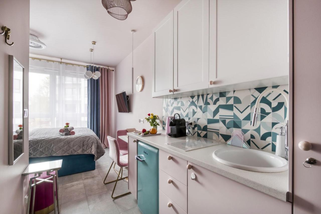 Apartamenty Metropark Krzemieniecka-Lux Варшава Екстериор снимка